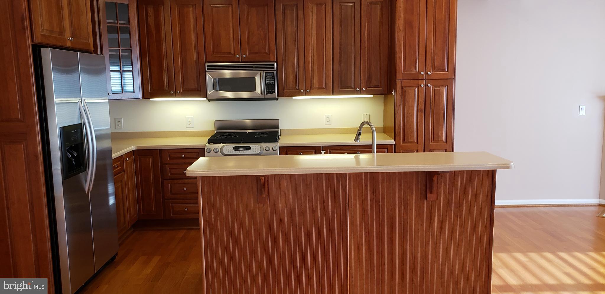 ROUNDWOOD RIDGE - Residential