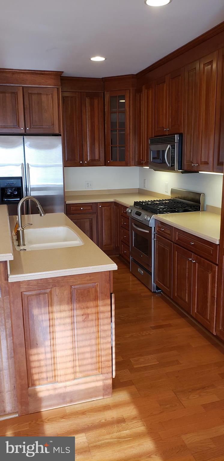 ROUNDWOOD RIDGE - Residential