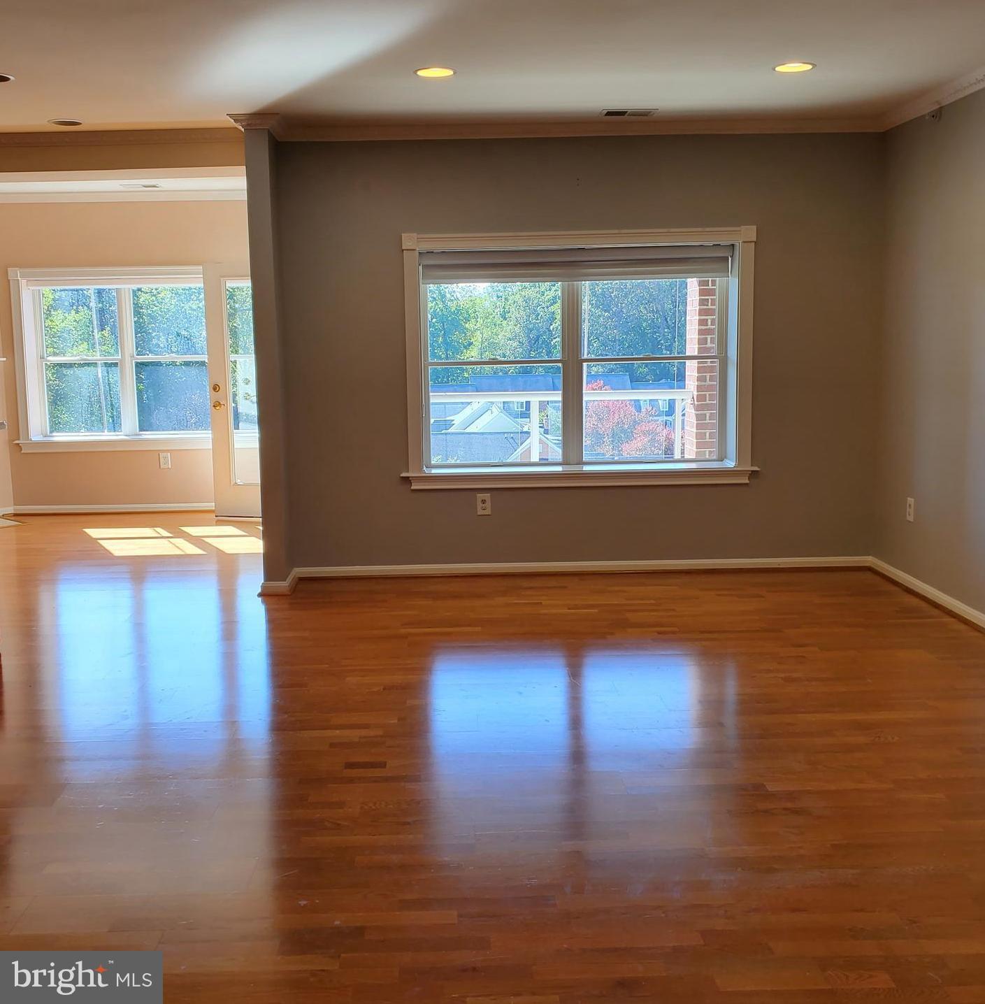 ROUNDWOOD RIDGE - Residential