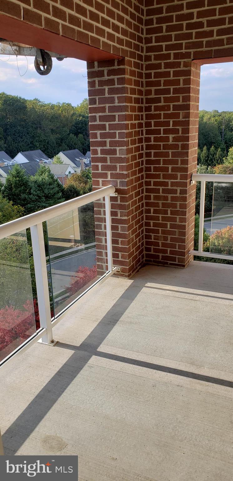 ROUNDWOOD RIDGE - Residential