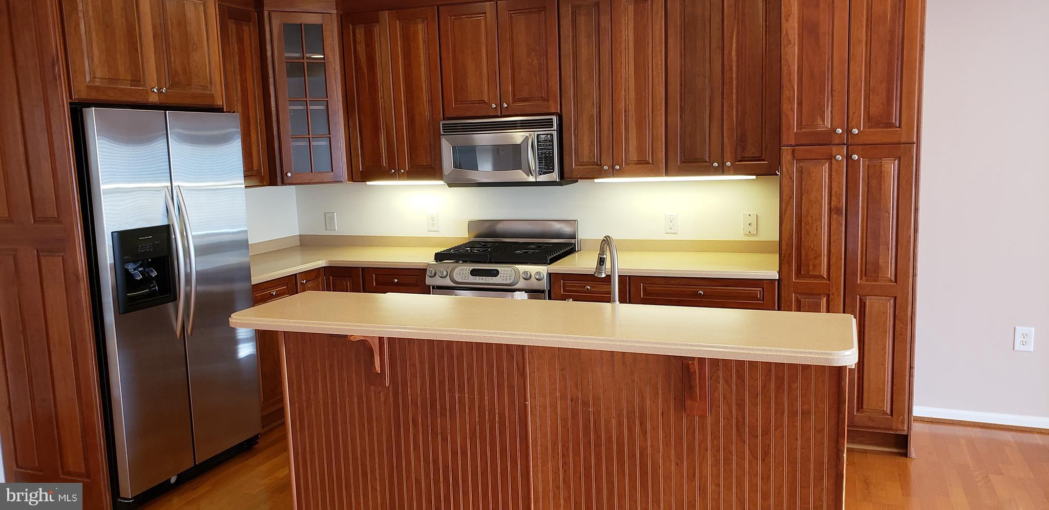 ROUNDWOOD RIDGE - Residential