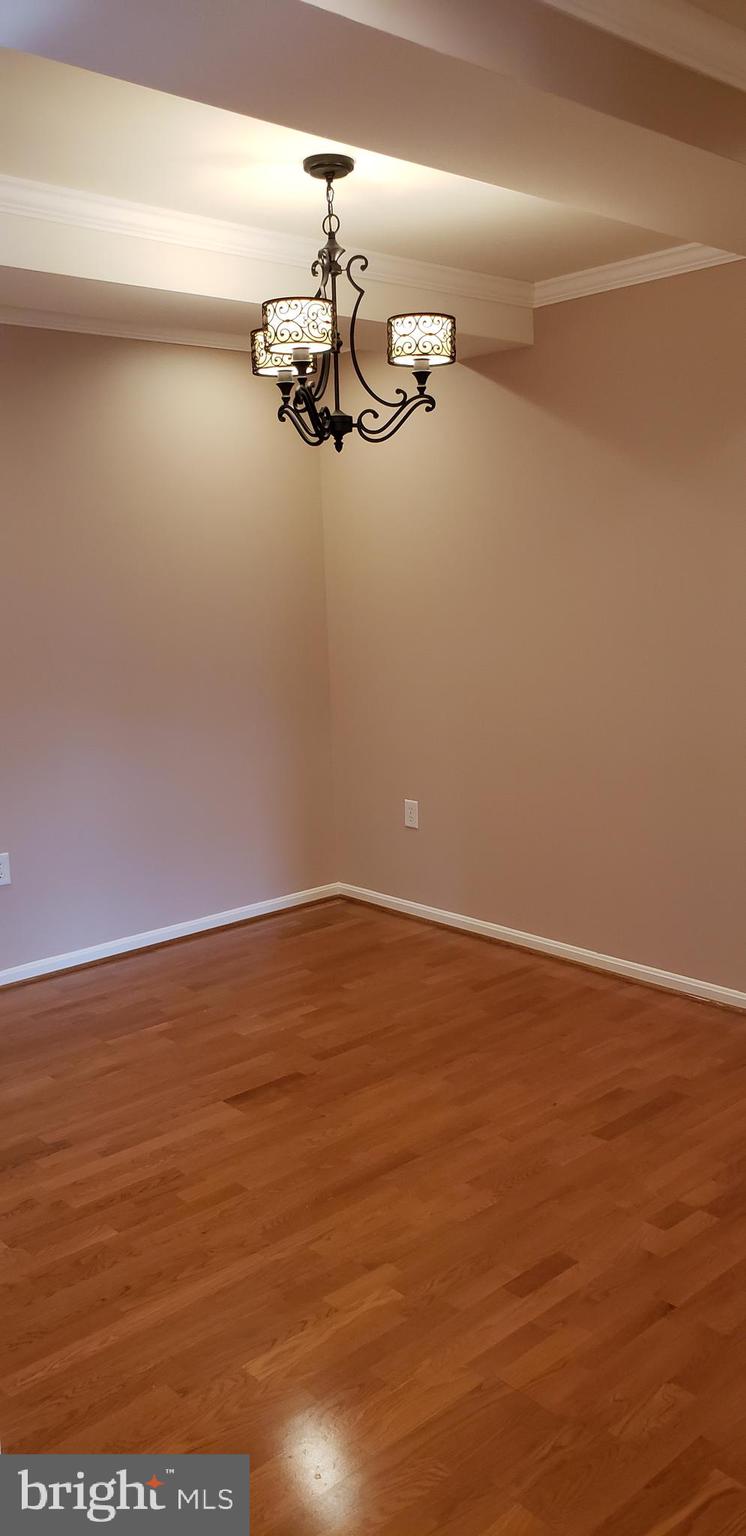 ROUNDWOOD RIDGE - Residential