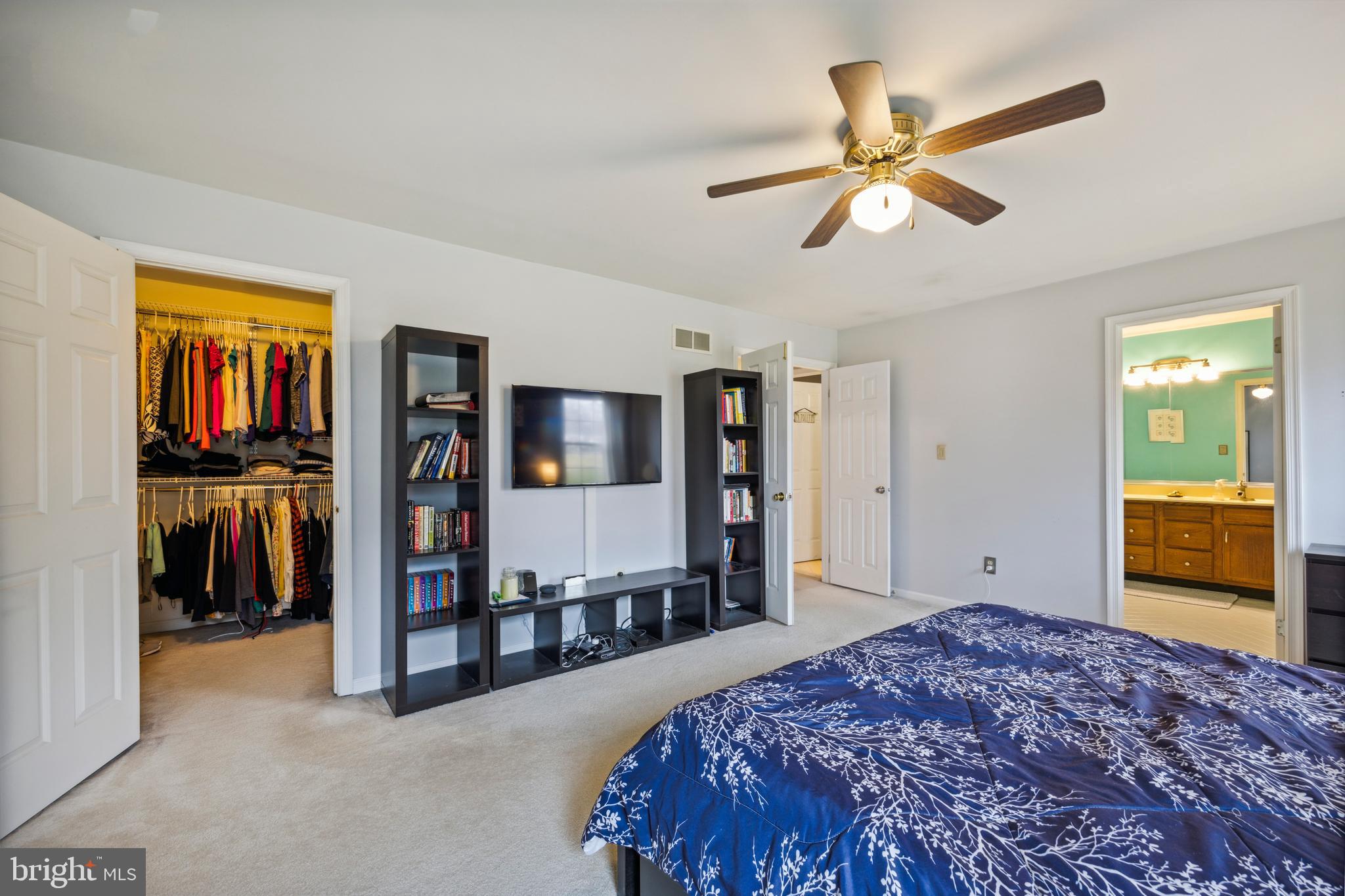 BLUE BELL CC - Residential Lease