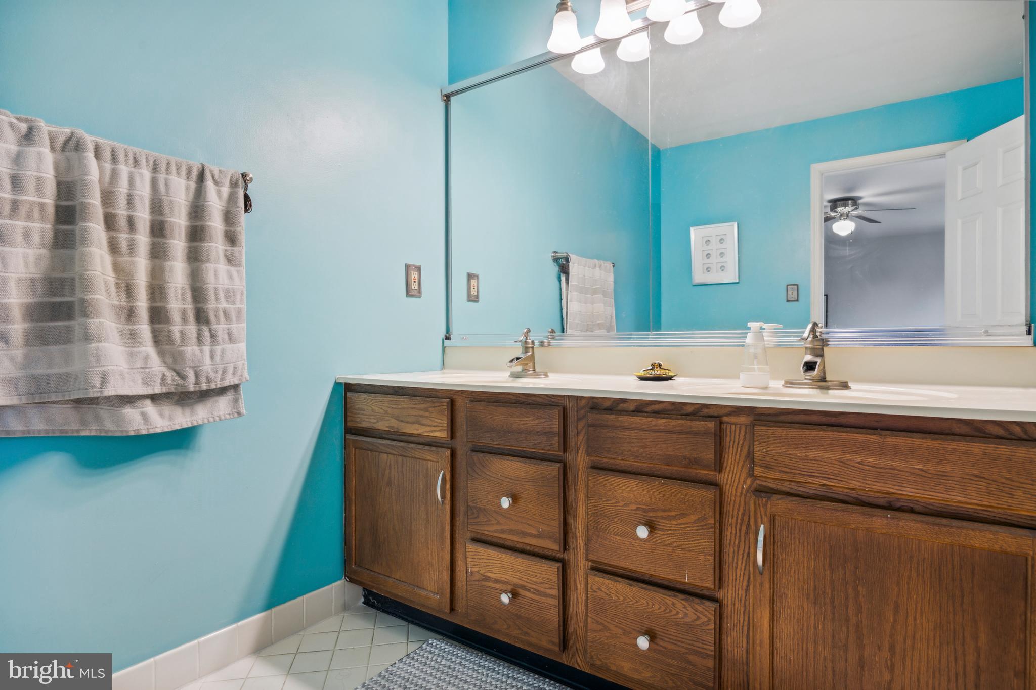 BLUE BELL CC - Residential Lease