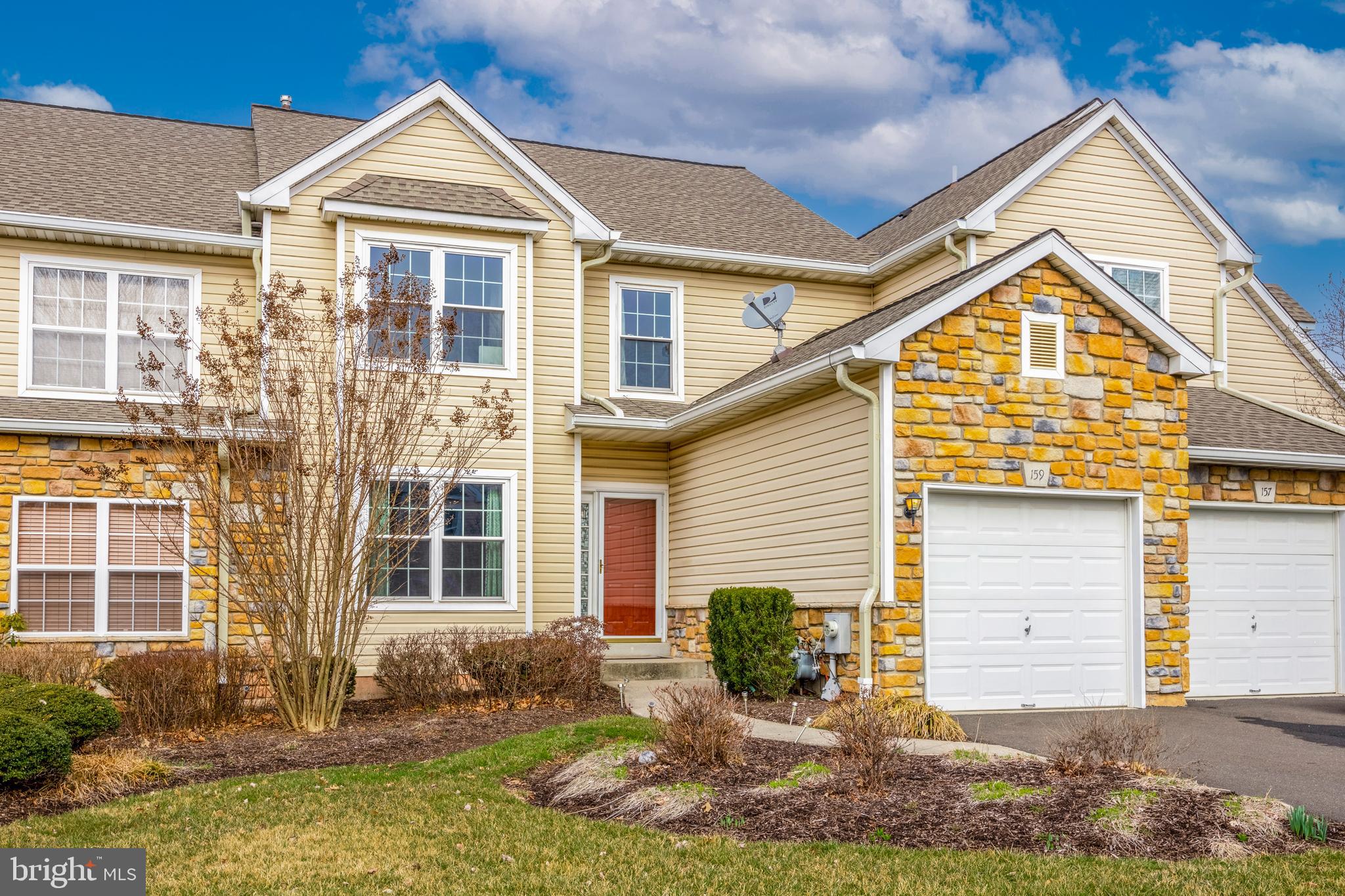 BLUE BELL CC - Residential Lease