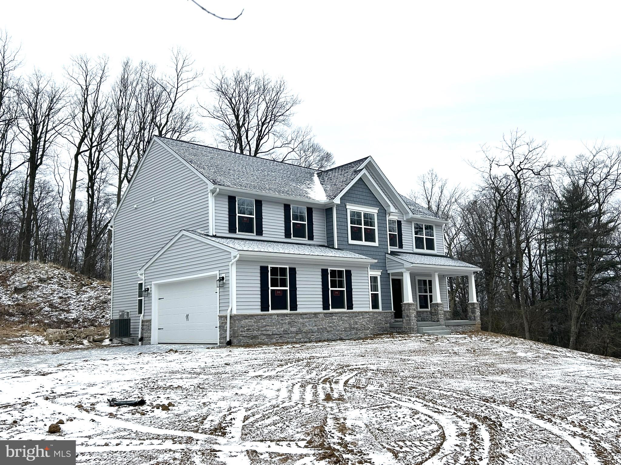 222 W UWCHLAN AVENUE