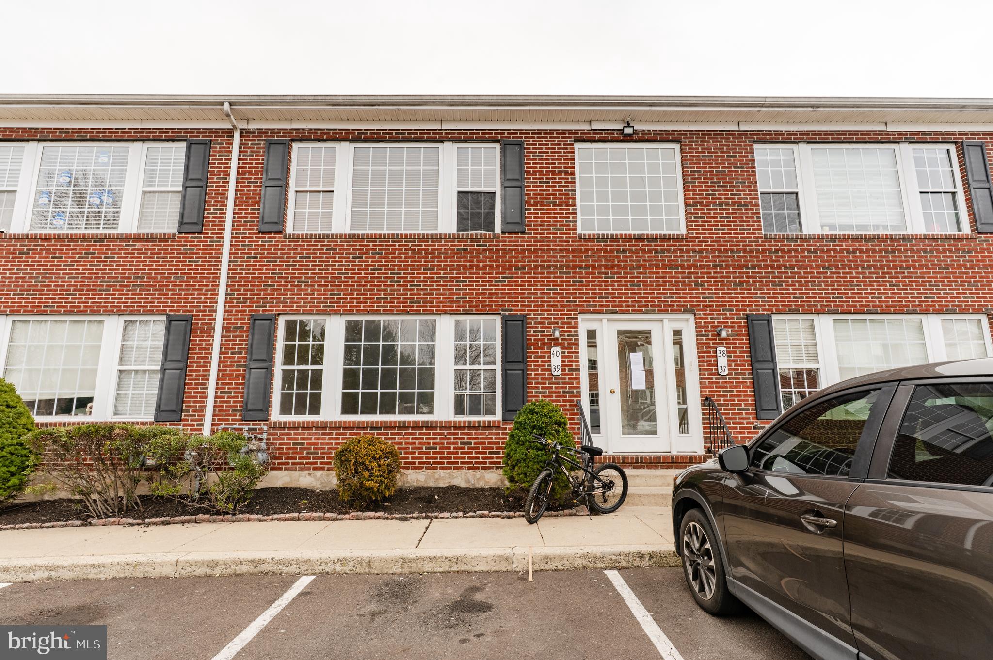 PHILADELPHIA (NORTHEAST) - Residential