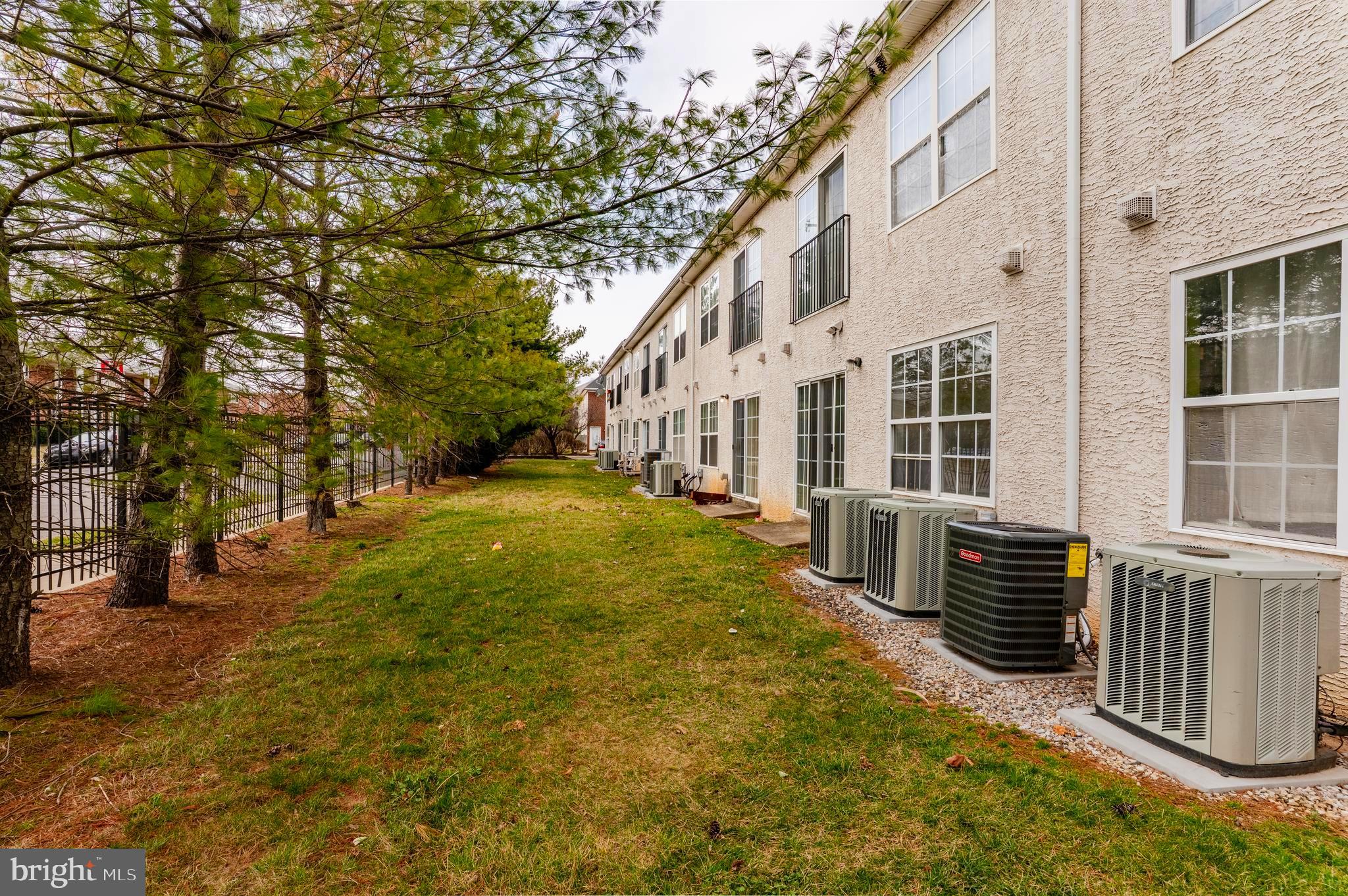 PHILADELPHIA (NORTHEAST) - Residential