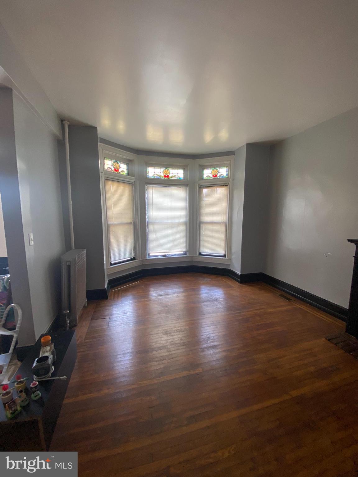 EVERGREEN LAWN - Residential