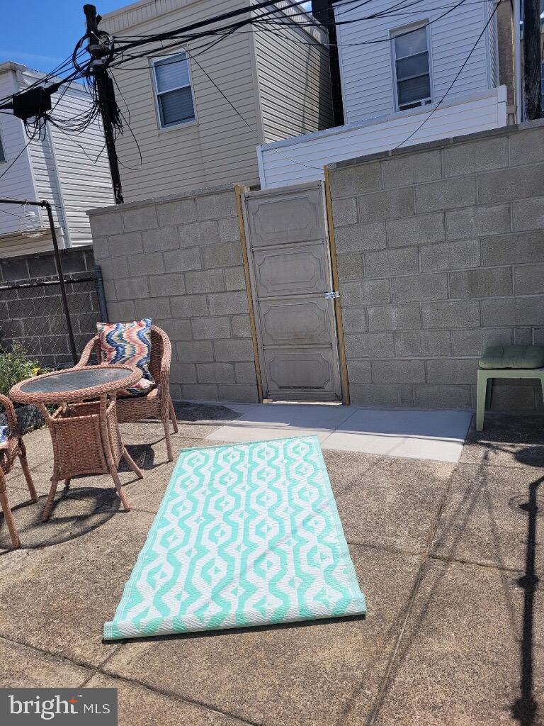 WHITMAN - Residential