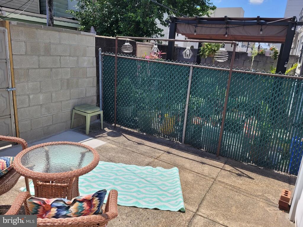 WHITMAN - Residential