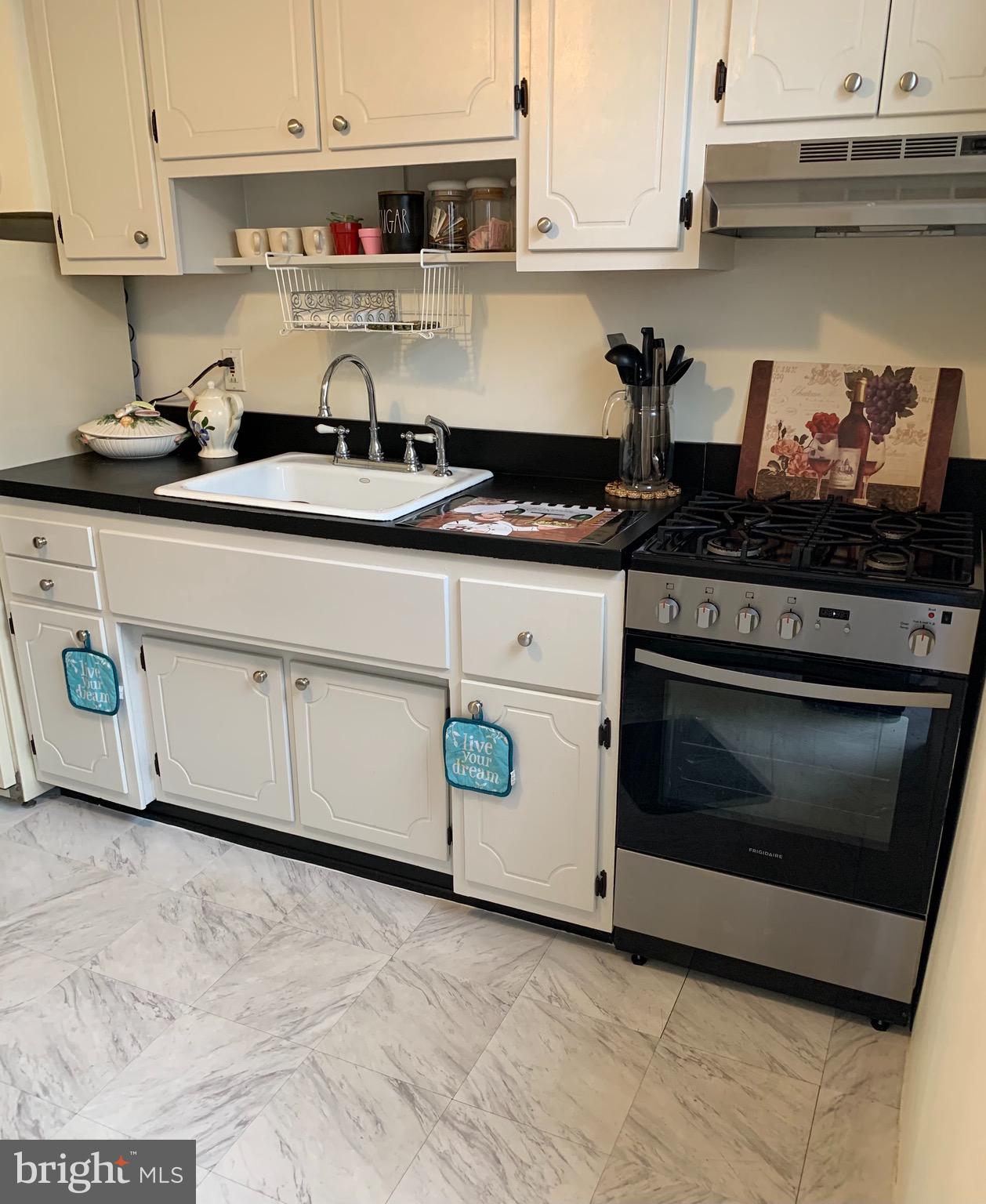 WHITMAN - Residential