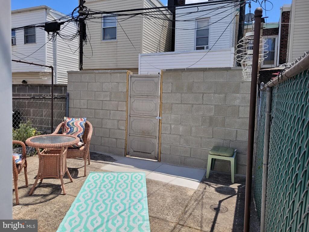 WHITMAN - Residential