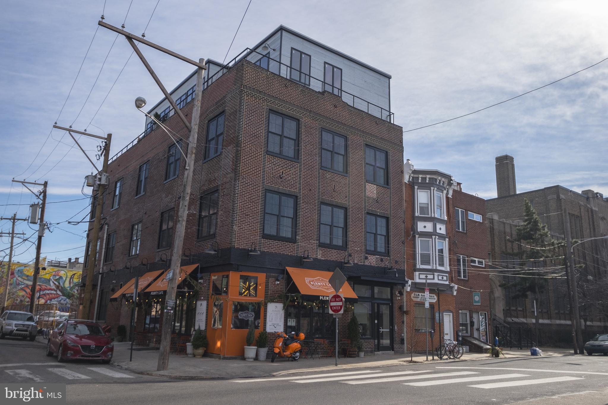 QUEEN VILLAGE - Residential Lease