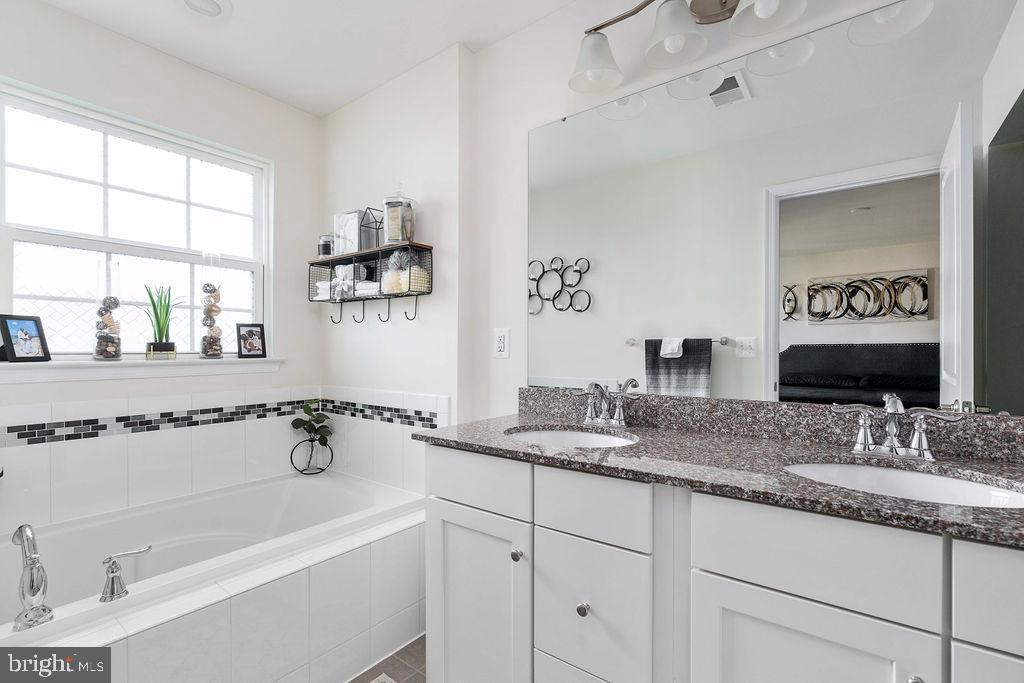 RAPPAHANNOCK LANDING - Residential