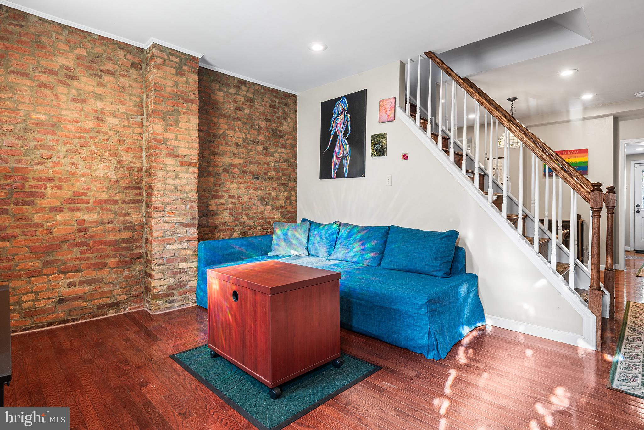 2625 E DAUPHIN STREET