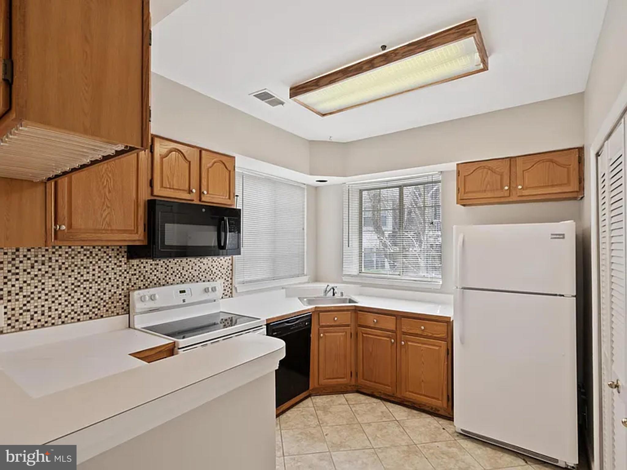 10802 ANTIGUA TERRACE