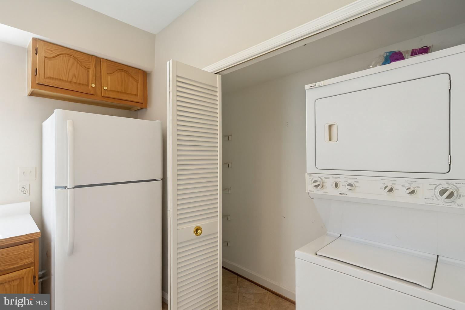 BENTLEY PLACE - Residential Lease