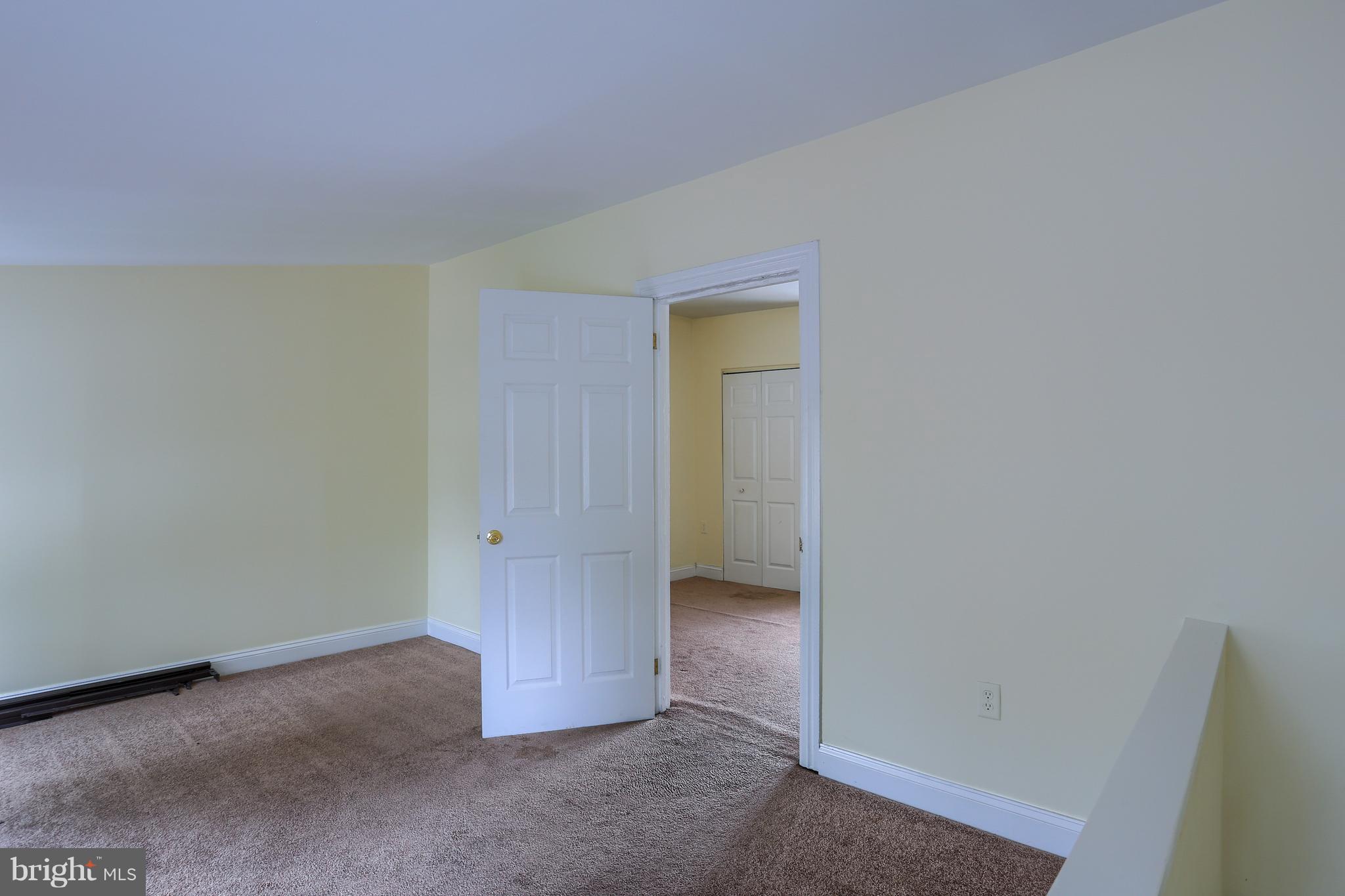 LANCASTER - Residential