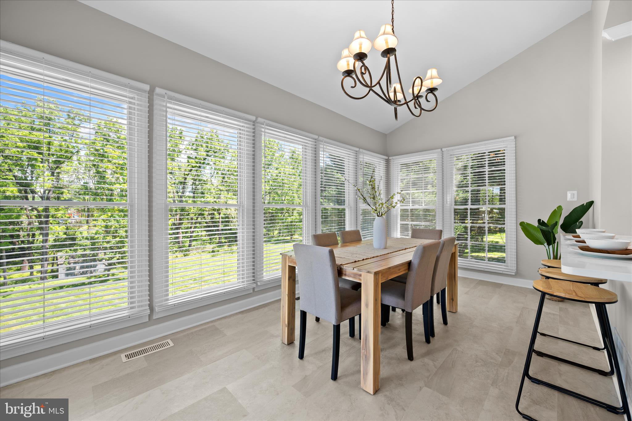 QUAIL RUN - Residential