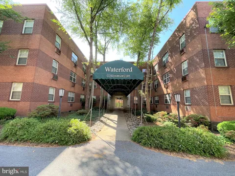 383 Lakeside Road Unit 205, Ardmore, PA MLS: PAMC2134920