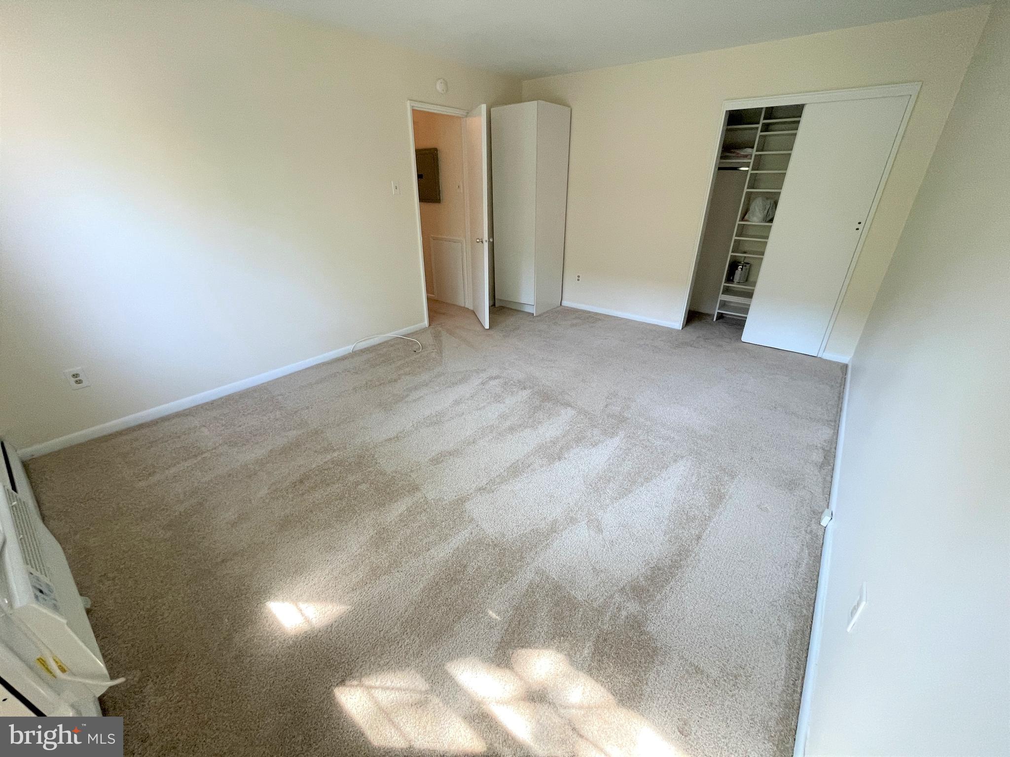 WATERFORD - Residential Lease