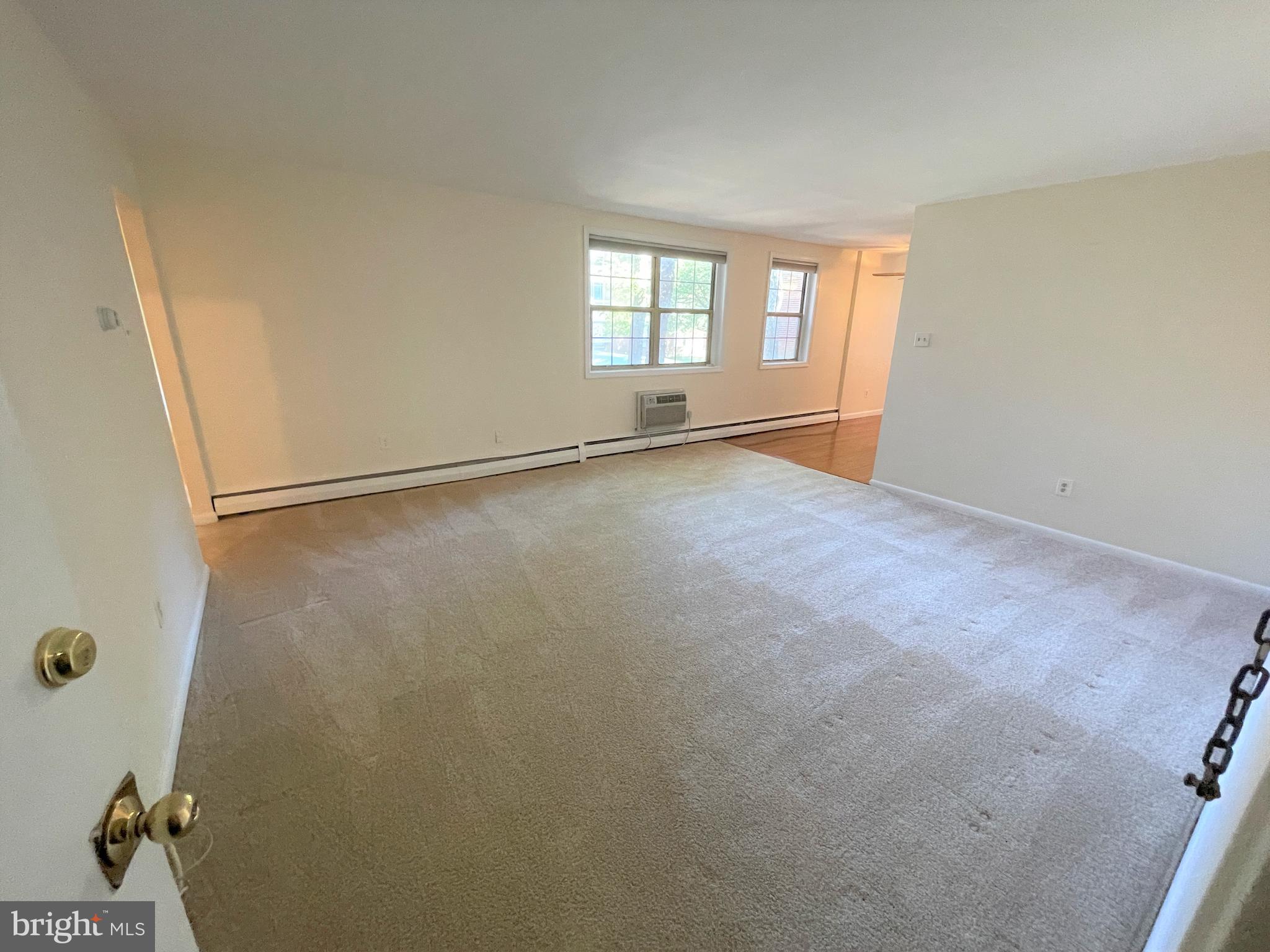 WATERFORD - Residential Lease