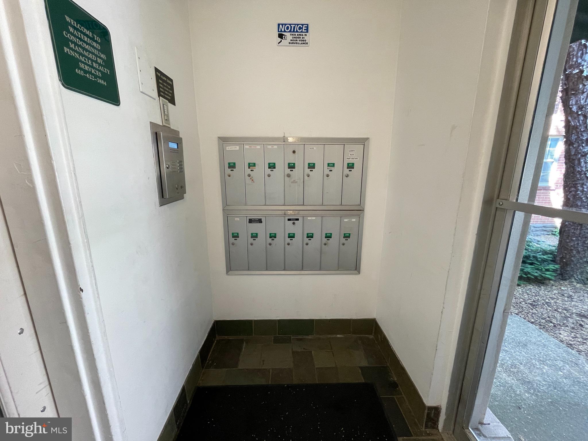 WATERFORD - Residential Lease