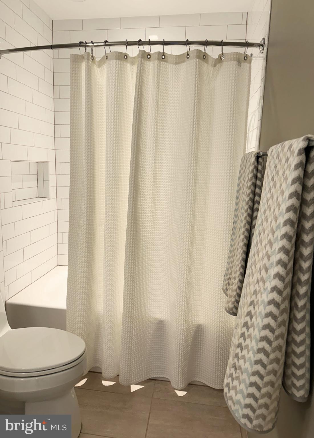 LINWOOD - Residential