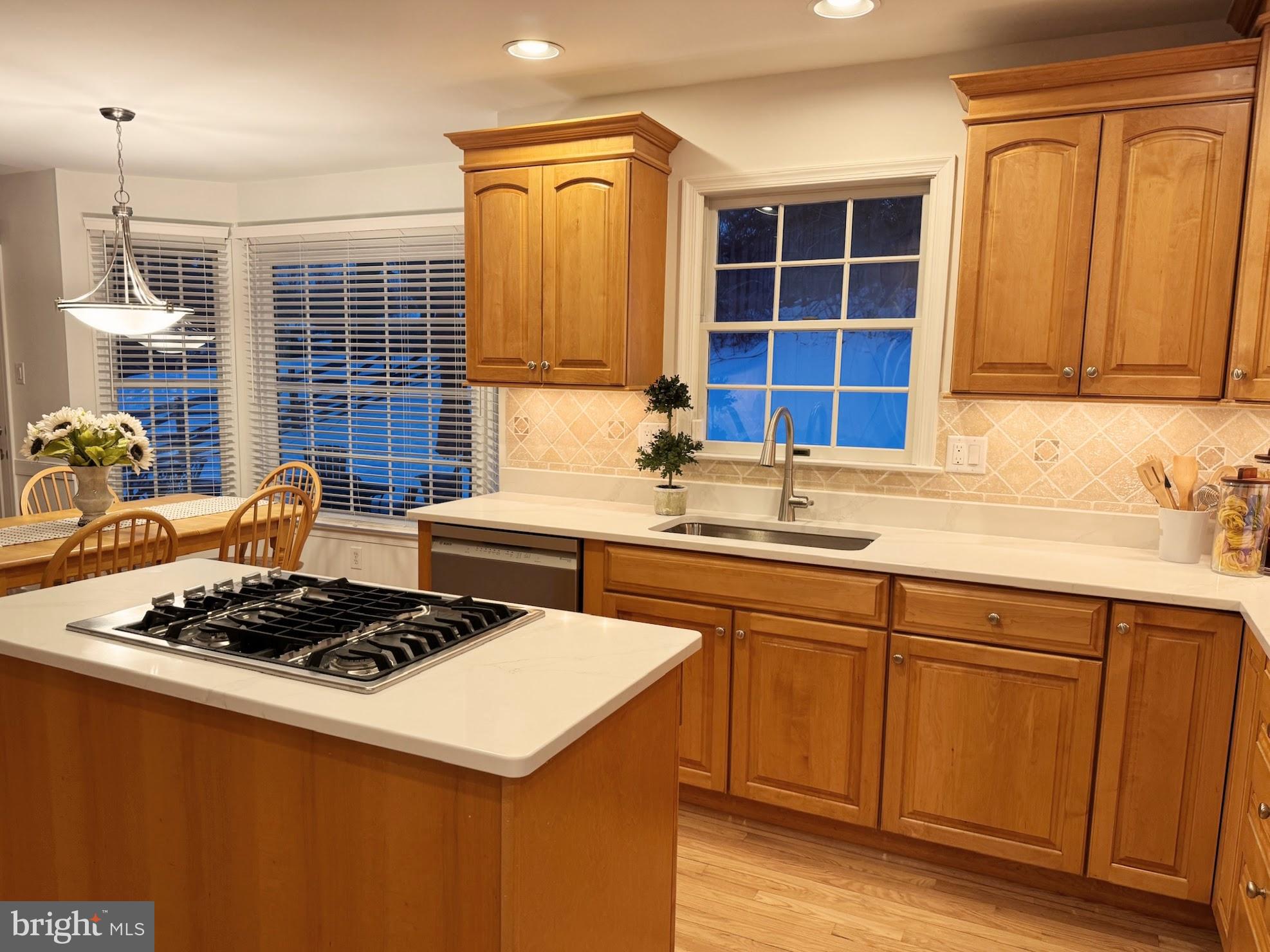 LINWOOD - Residential