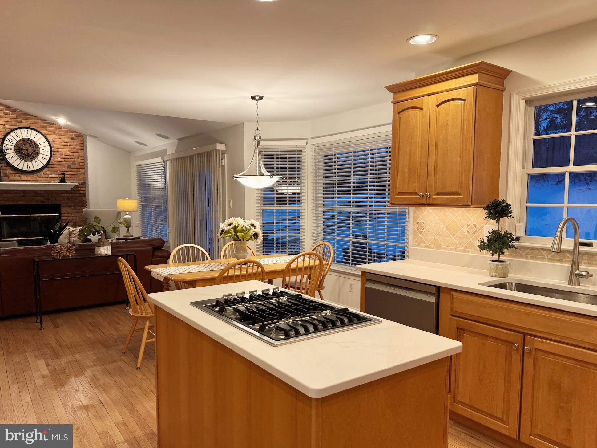 LINWOOD - Residential