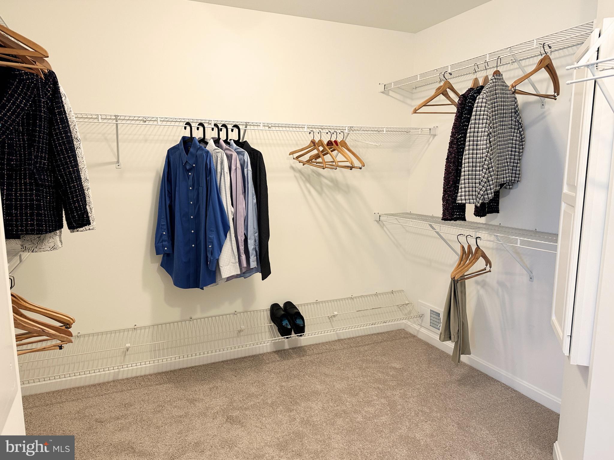 LINWOOD - Residential