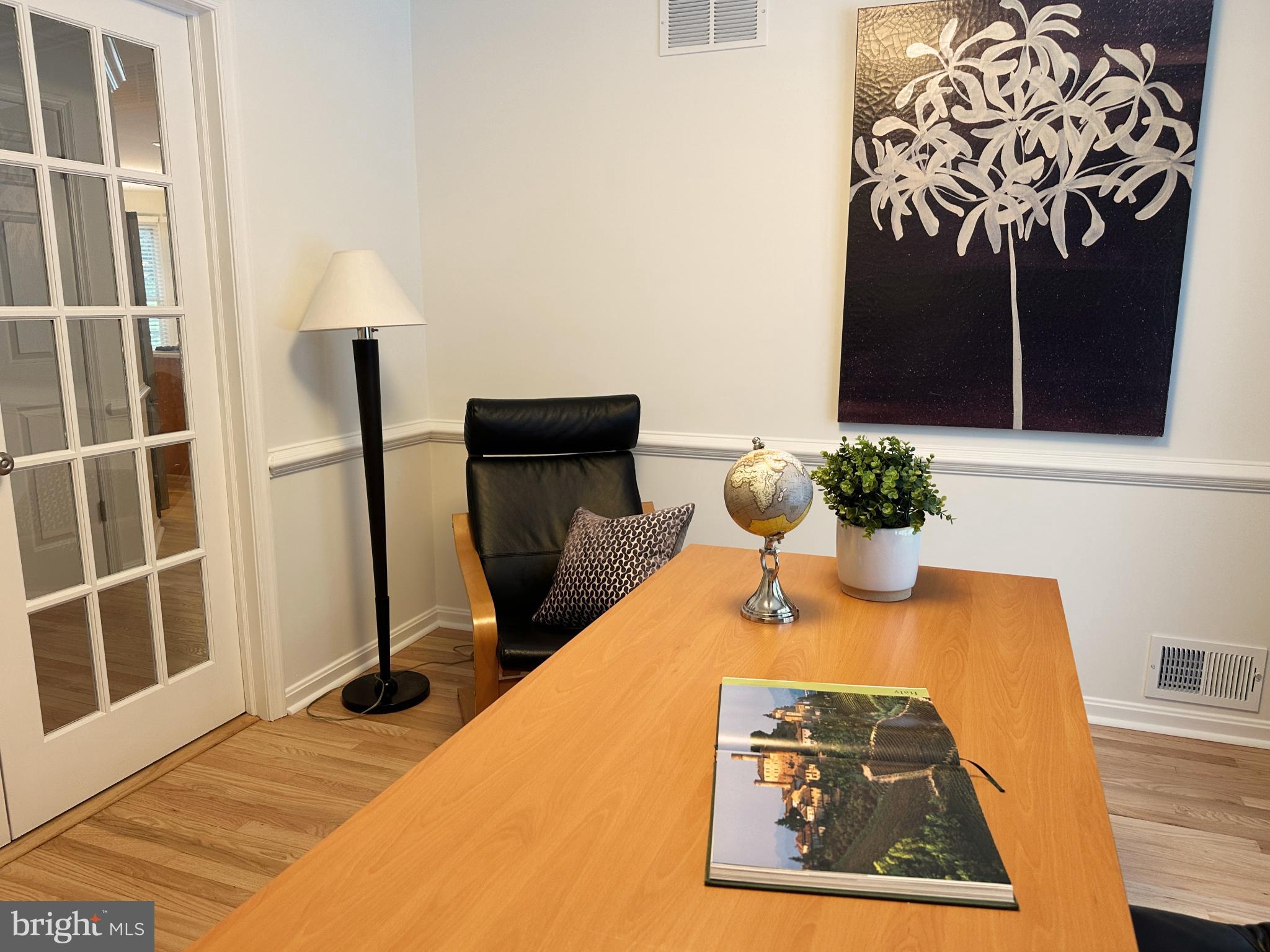 LINWOOD - Residential