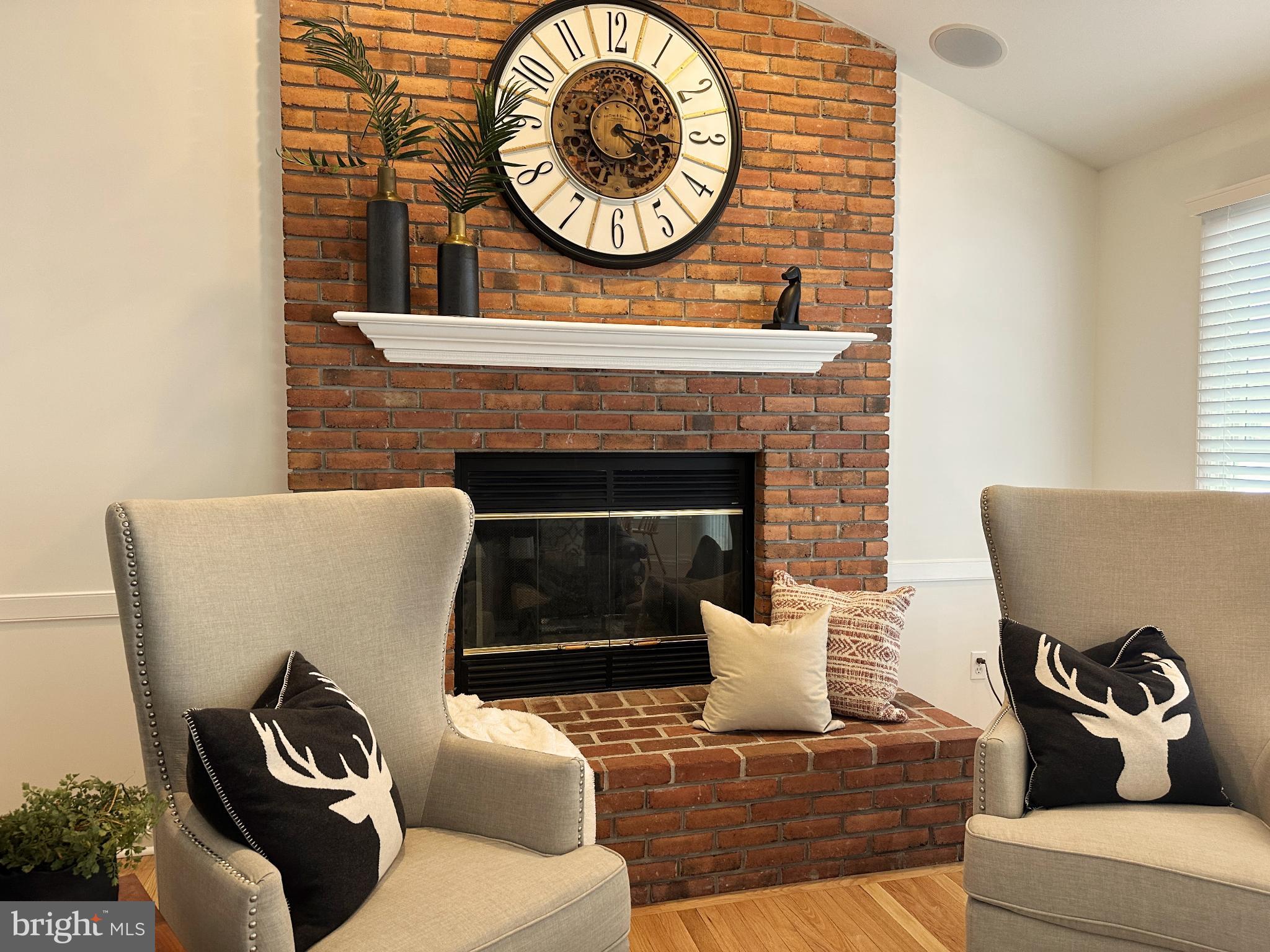 LINWOOD - Residential