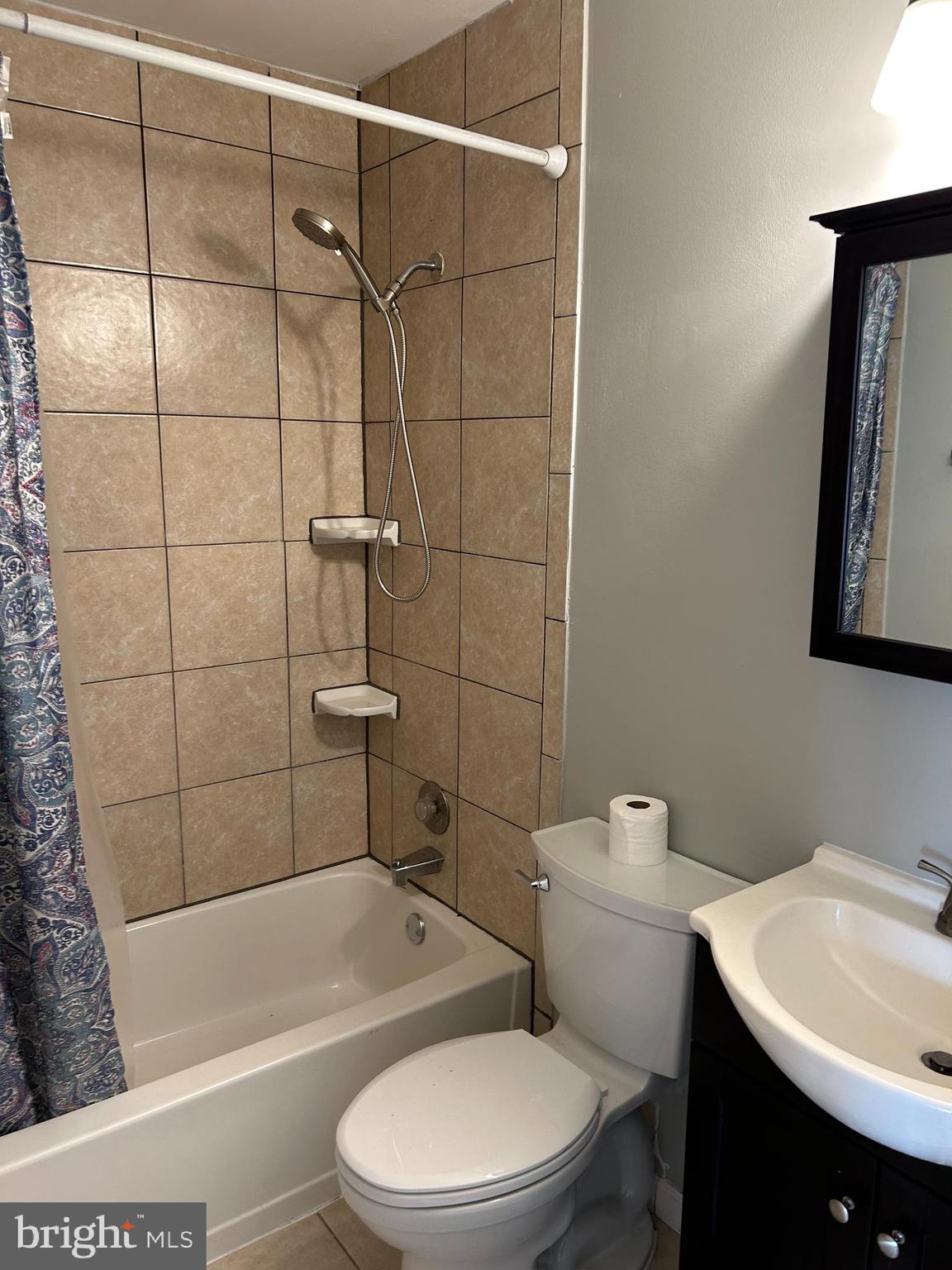 WILLIAMSTOWN - Residential