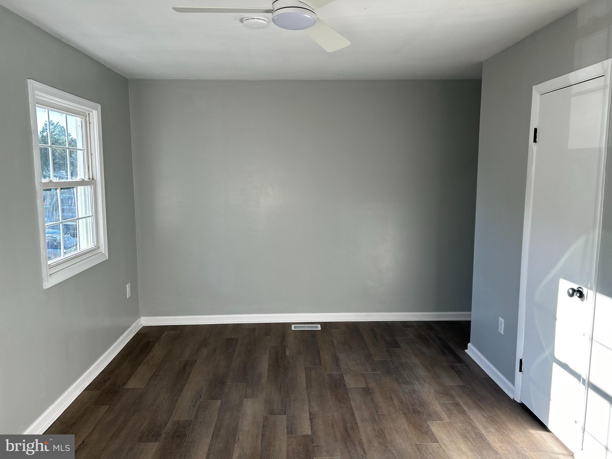 WILLIAMSTOWN - Residential