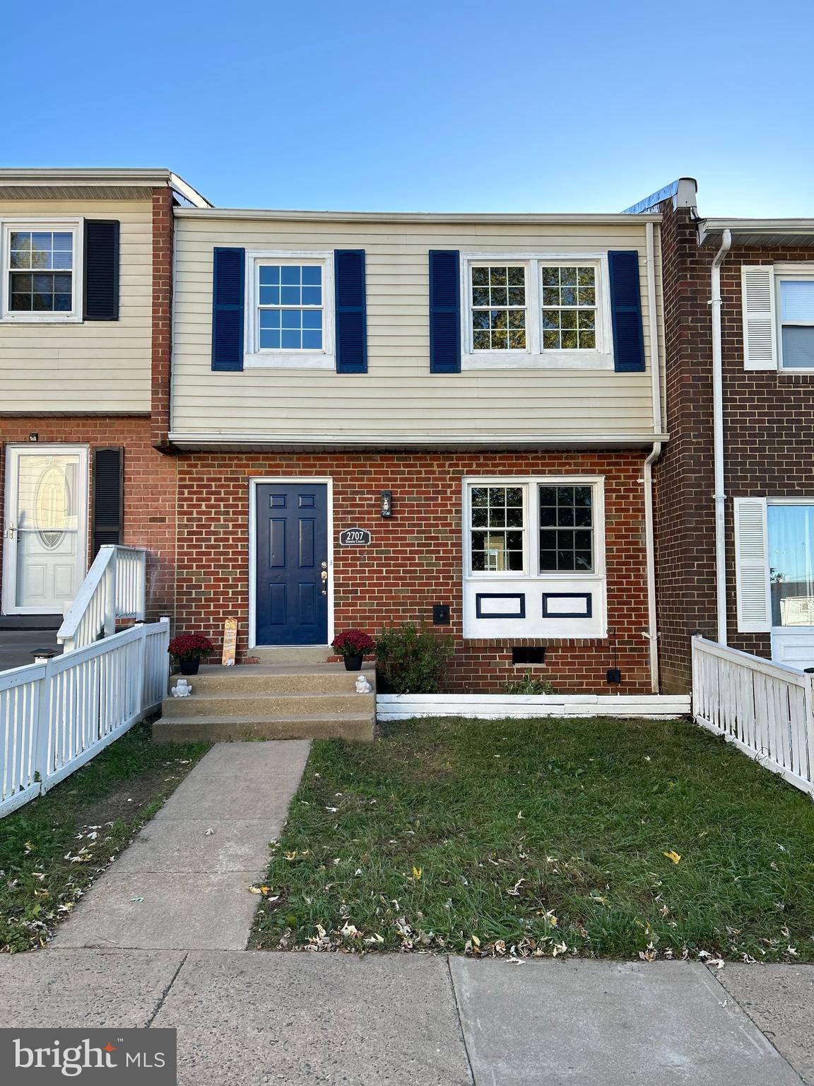 WILLIAMSTOWN - Residential