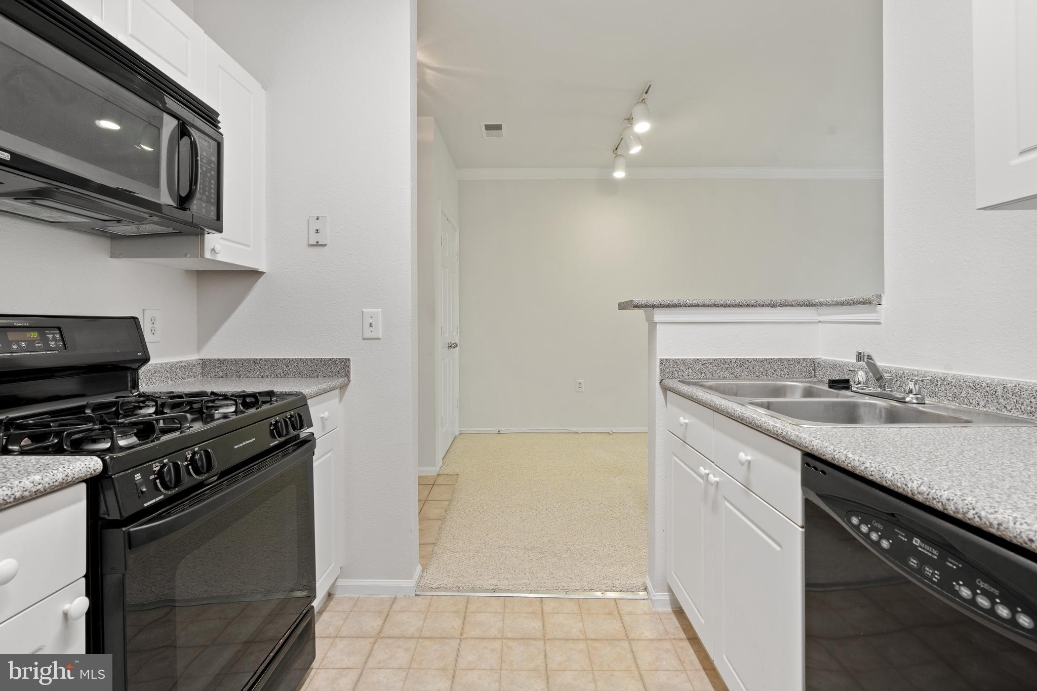 NORTH BETHESDA - Residential