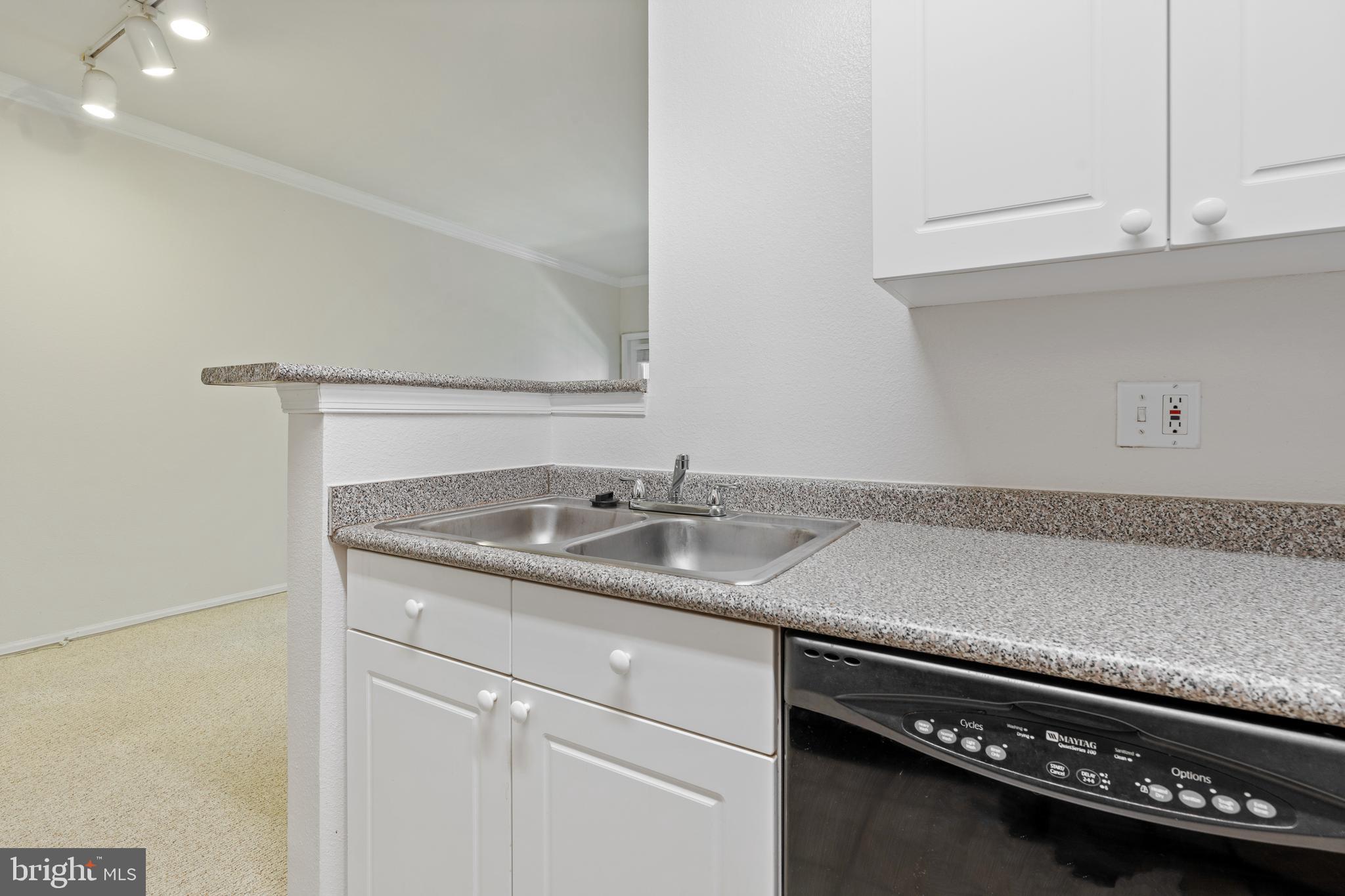 NORTH BETHESDA - Residential