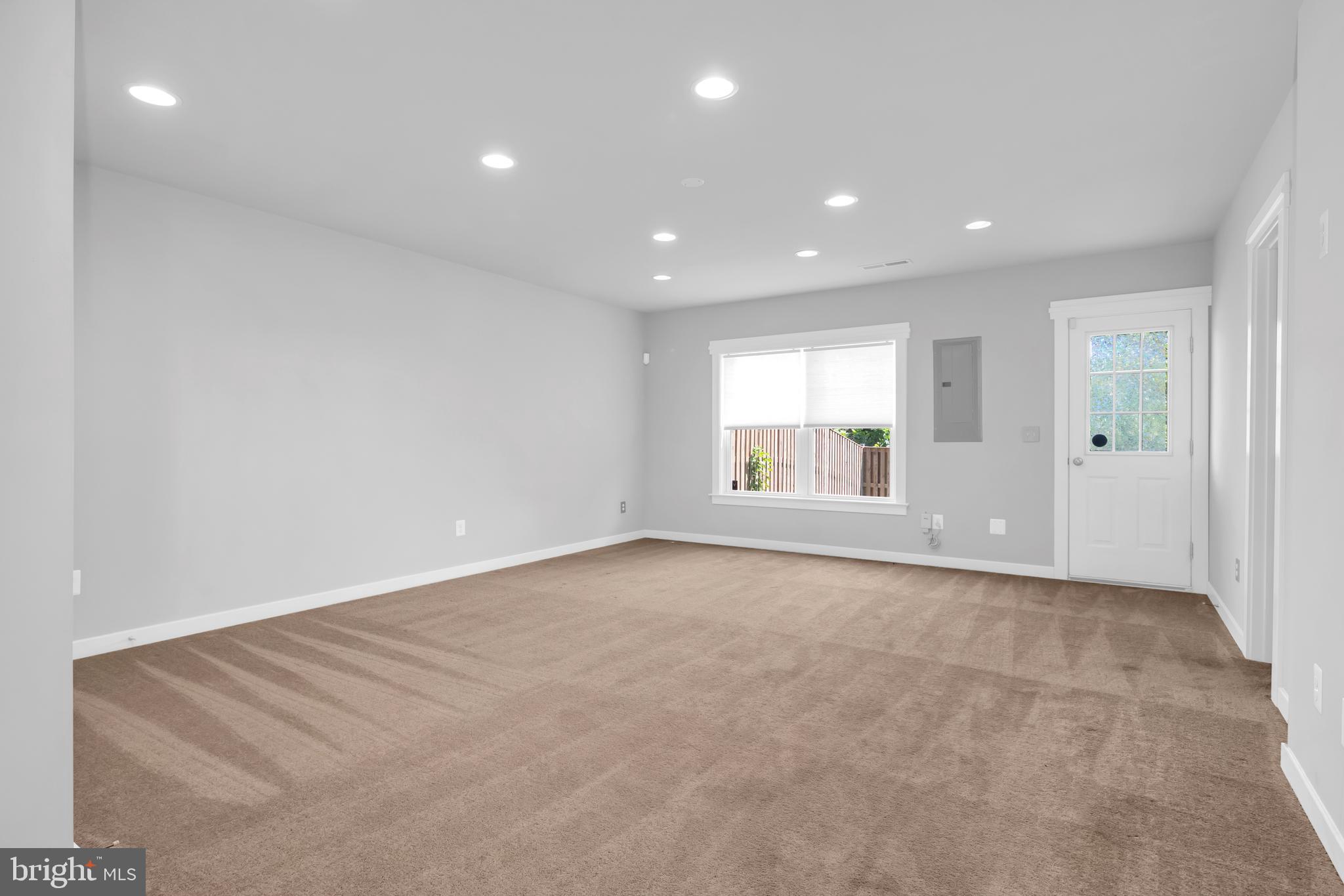 SNOWDEN BRIDGE - Residential Lease