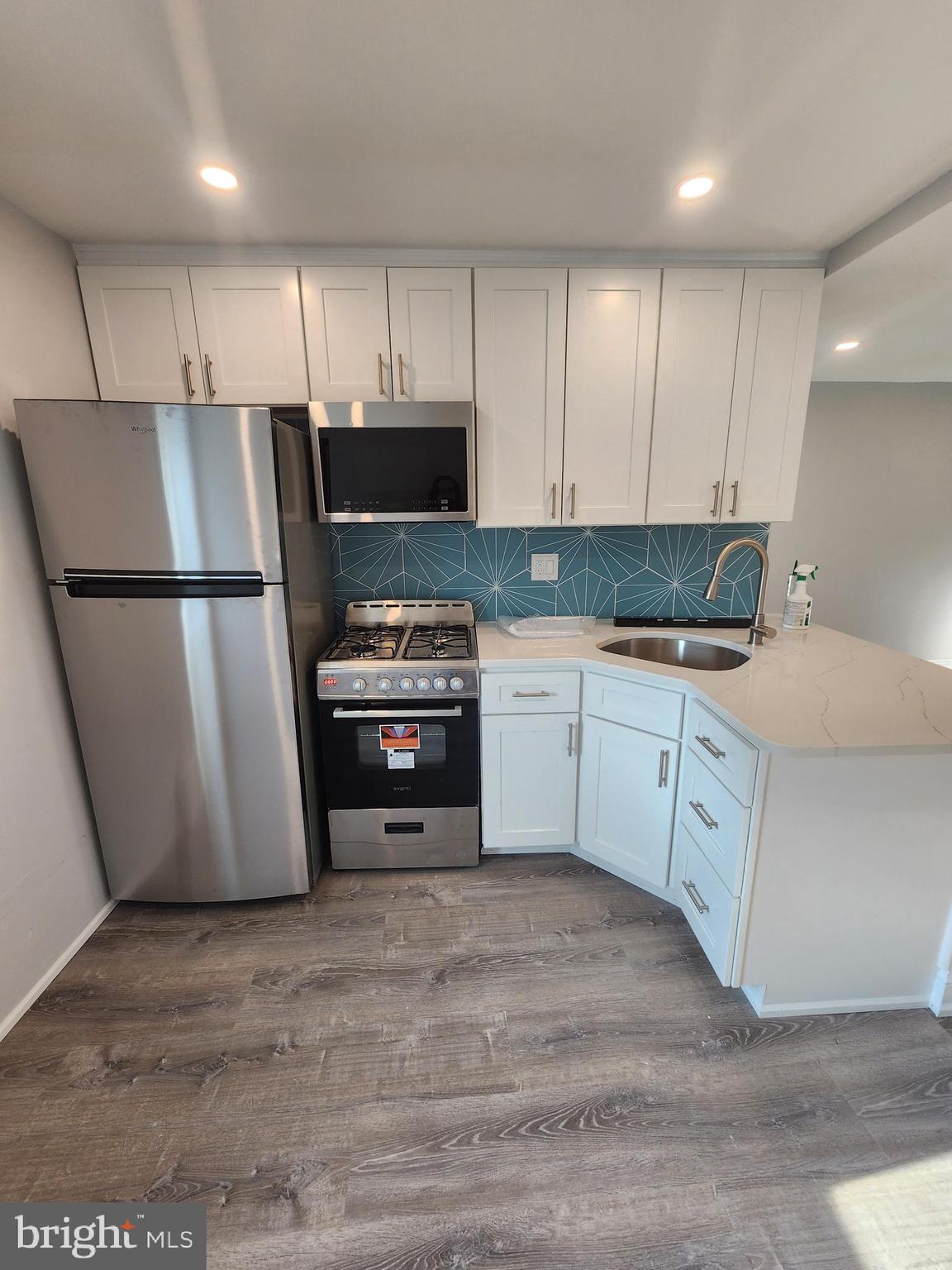 PHILADELPHIA (SOUTH) - Residential Lease