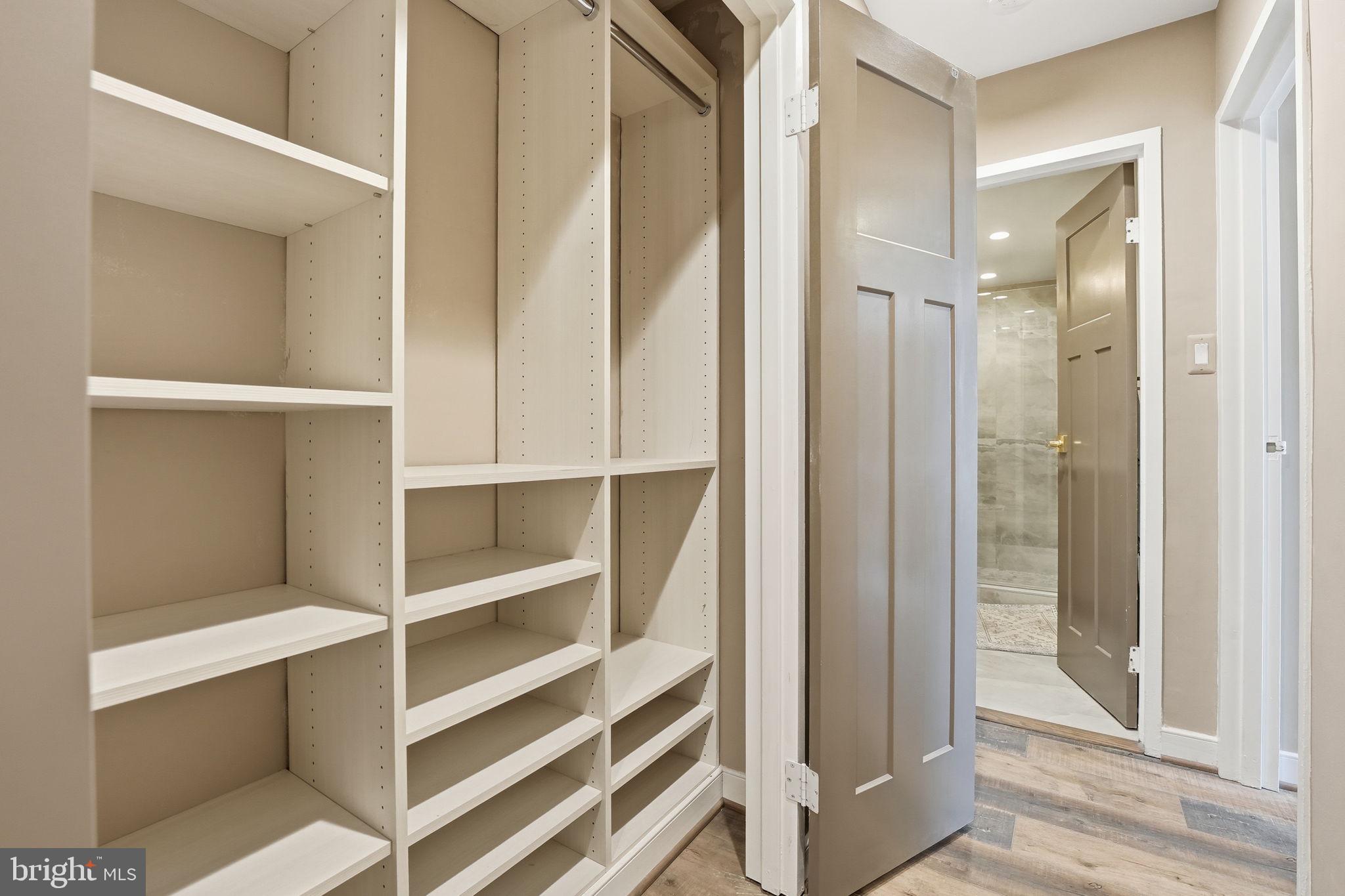 CARLYN PLACE - Residential