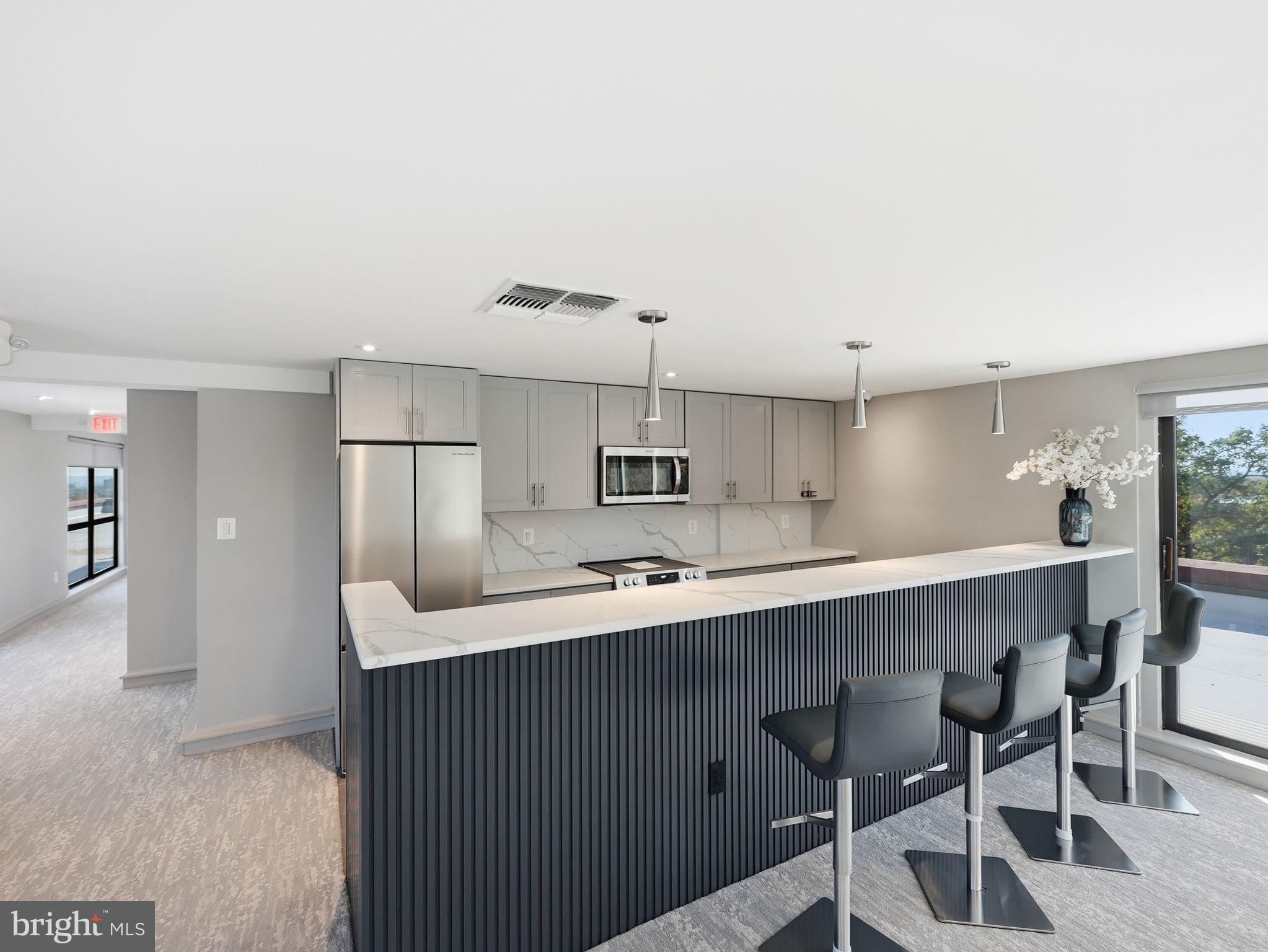 CARLYN PLACE - Residential