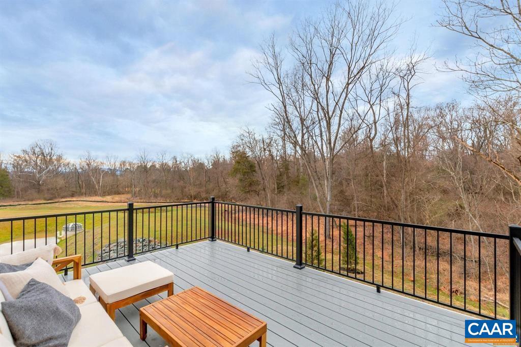 PLEASANT GREEN - Residential