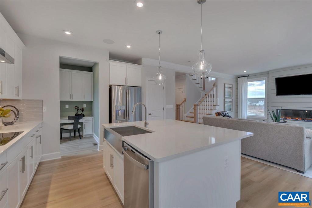 PLEASANT GREEN - Residential