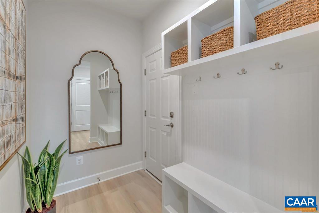 PLEASANT GREEN - Residential