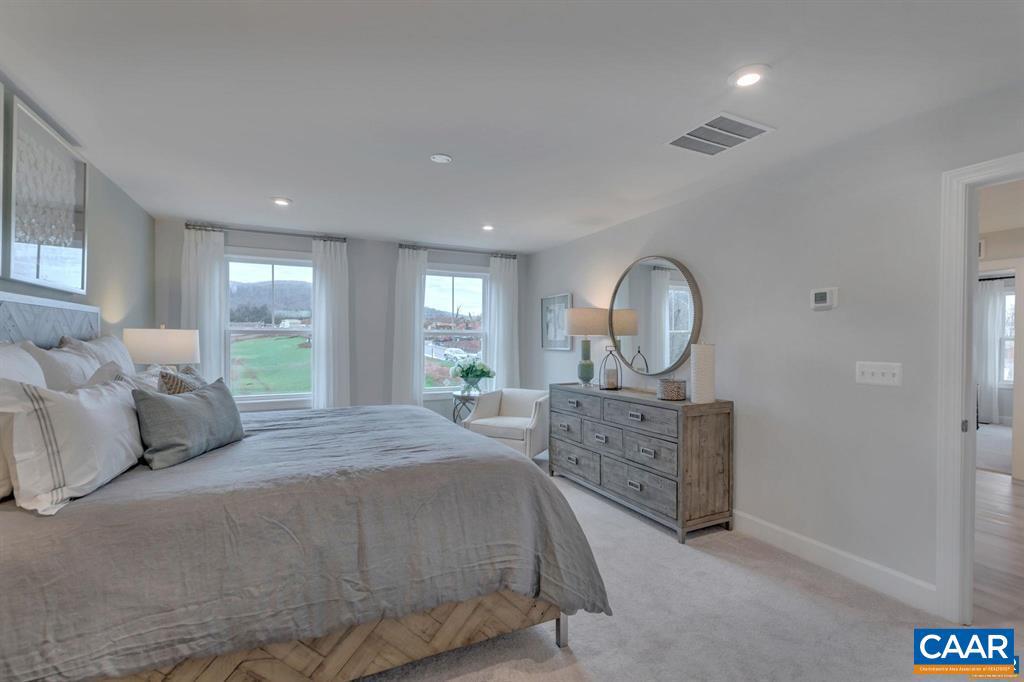 PLEASANT GREEN - Residential