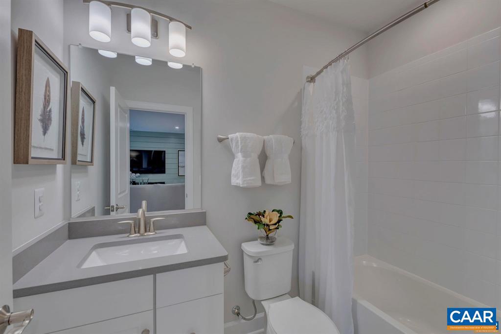 PLEASANT GREEN - Residential