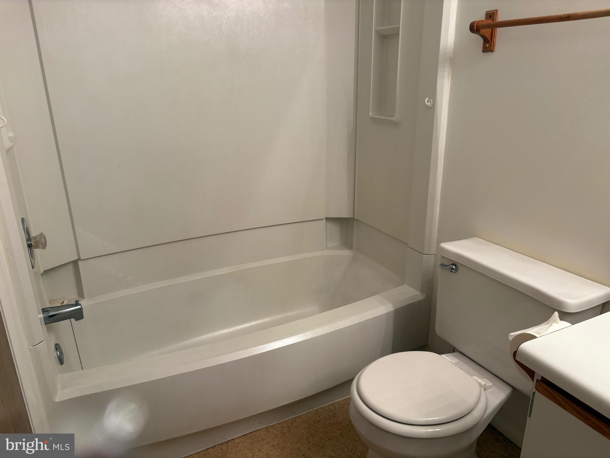 MOUNT VERNON LAKES - Residential