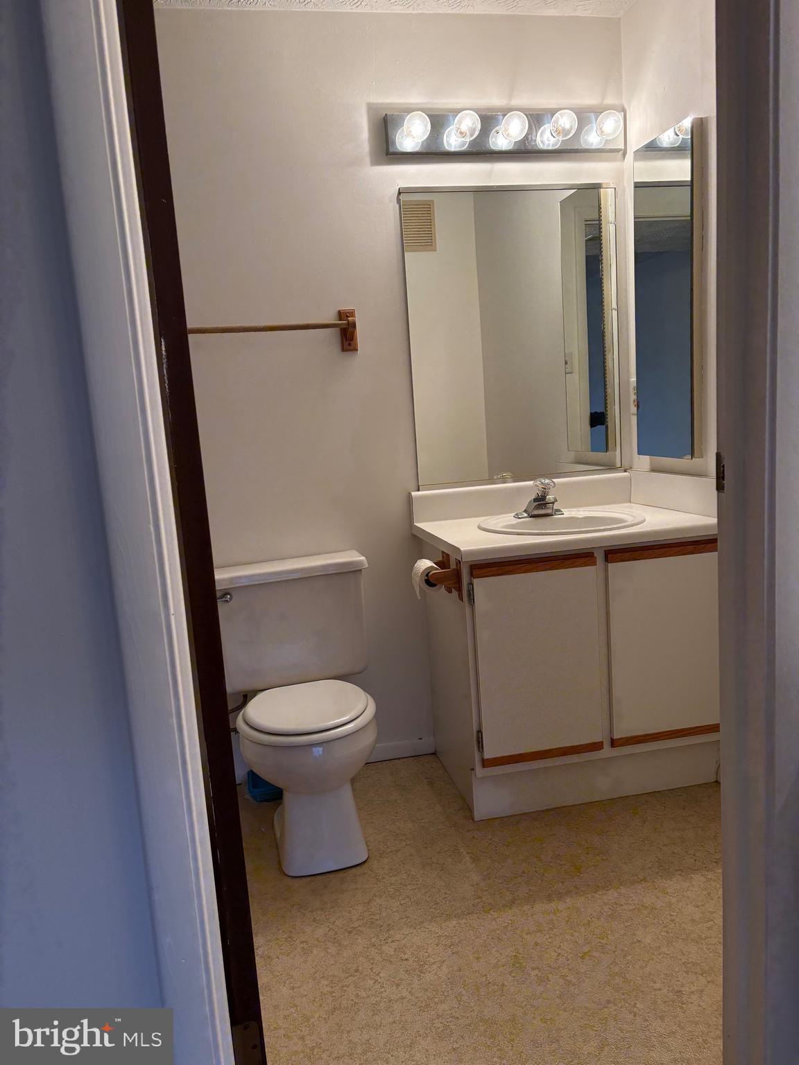 MOUNT VERNON LAKES - Residential